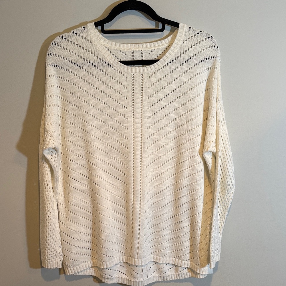 Elegant White Knit Sweater